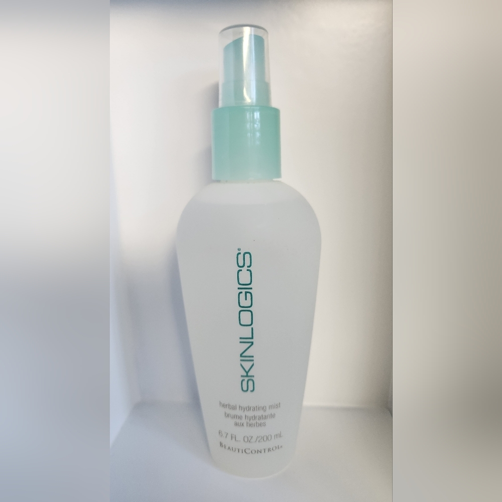 NEW BeautiControl Herbal Hydrating Mist - Picture 3 of 3
